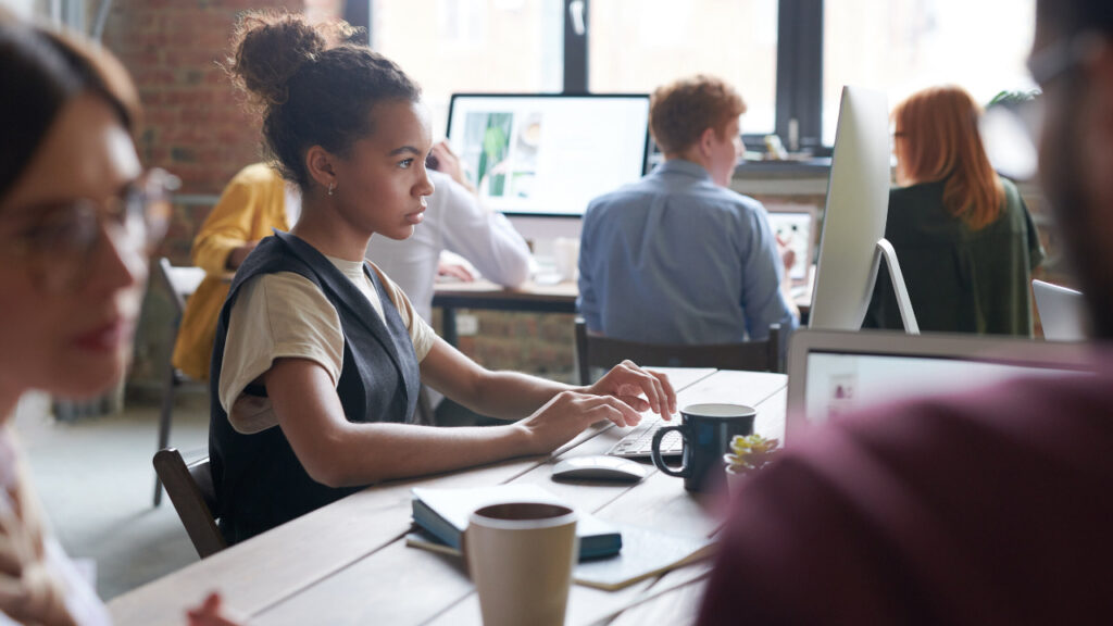 Why Are Big Companies Turn Into Coworking Spaces?