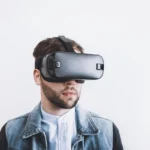 Atracciones tecnológicas: realidad virtual y experiencias inmersivas Atracciones tecnológicas realidad virtual y experiencias inmersivas